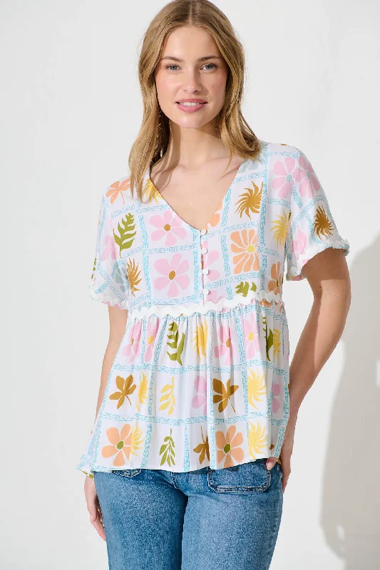 Orlantha Top In Pastel Multi Print With White Ric Rac Trim