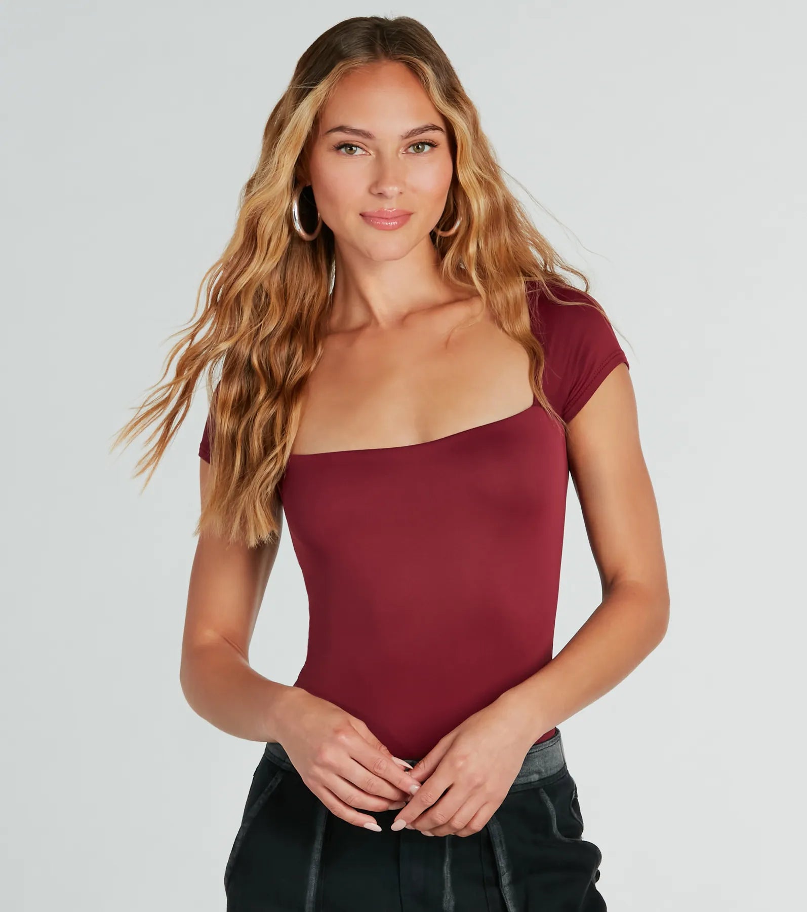 Smooth Silhouette Short Sleeve Bodysuit