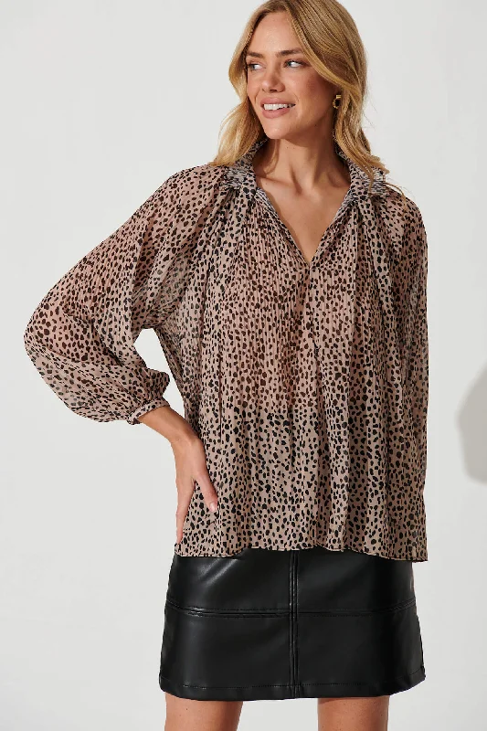 Shadia Top In Beige Leopard